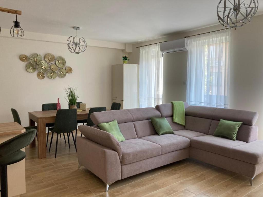 Noemi Apartman Hajdúszoboszló Eksteriør bilde